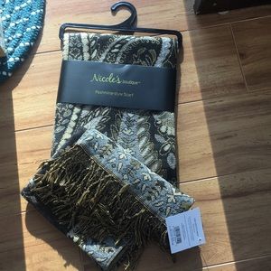 Paisley Pashmina-Style Scarf